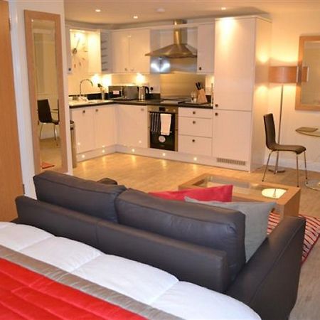 House Of Fisher - Central Point Basingstoke Luaran gambar